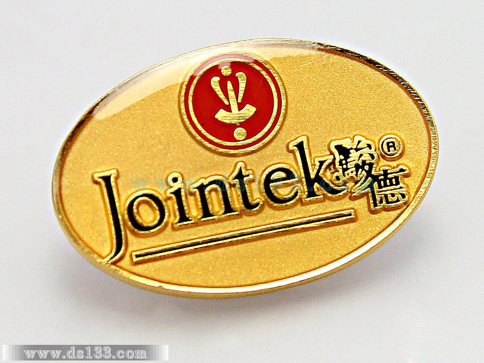 骏德徽章